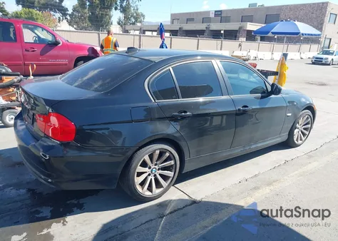 2011 BMW 328I z USA, uszkodzony, nr VIN WBAPH5G59BNM80256